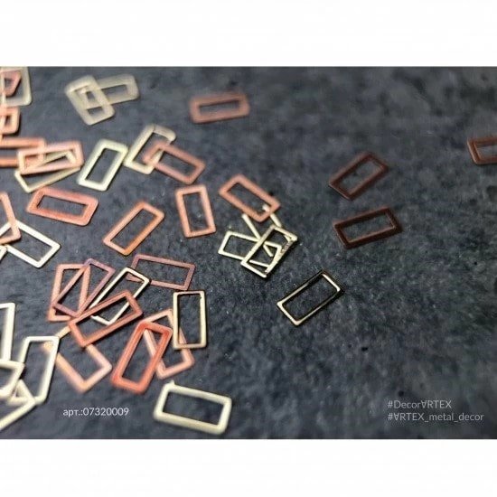 Rectangle 4x2mm Gold - Level Up Beauty Supply