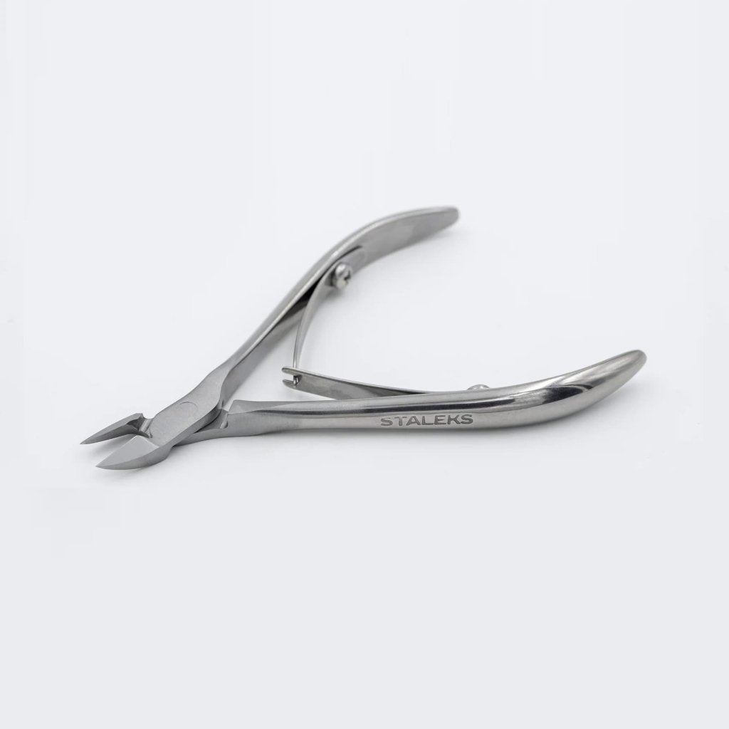 STALEKS Cuticle Nippers CLASSIC 10, 11mm - Level Up Beauty Supply