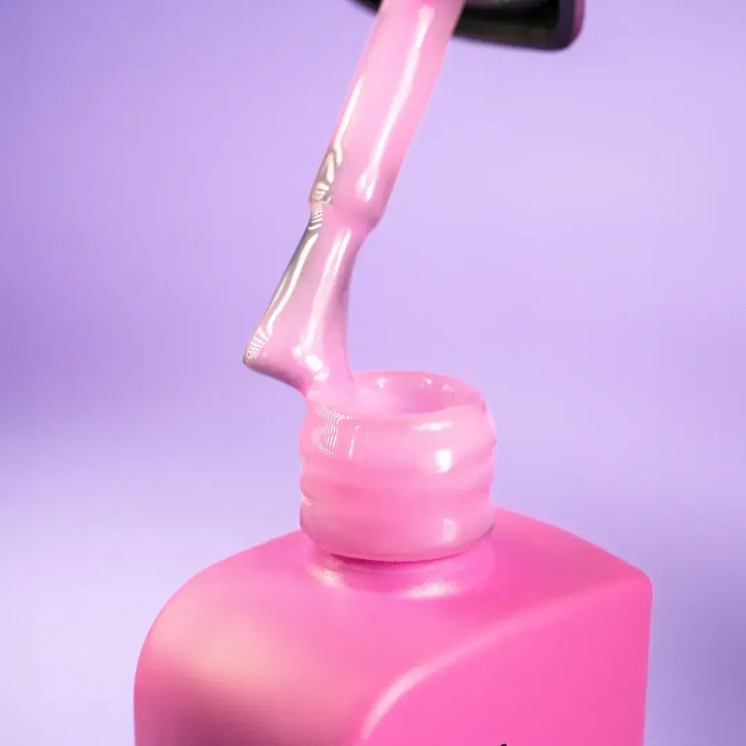 DNKa Rubber Cover Base #0025 Pretty 12 ml