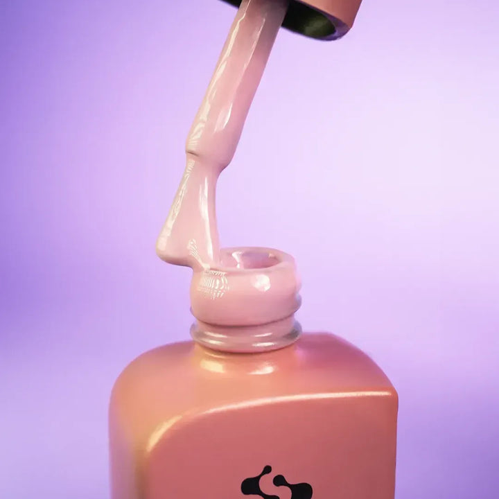 DNKa Rubber Cover Base #0033 Esthetic 12 ml