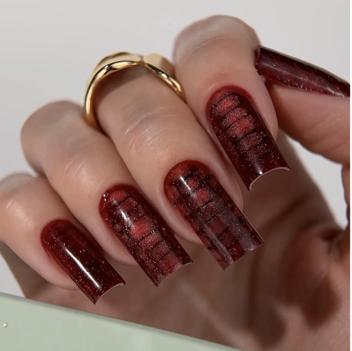 HEYLOVE Gel Polish "Charming", 15 ml (TPO Free)