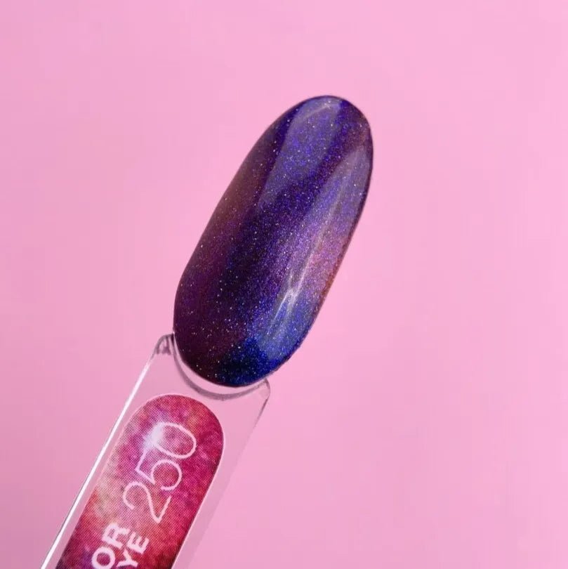 LUNAmoon Colour Gel Polish Cat Eye 250, 13ml - Level Up Beauty Supply