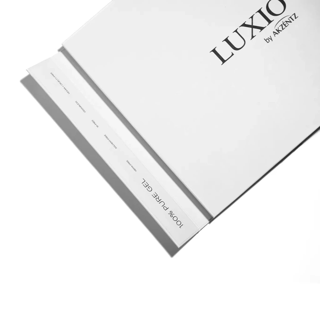 LUXIO - Colour book & Unpainted tips - Level Up Beauty Supply