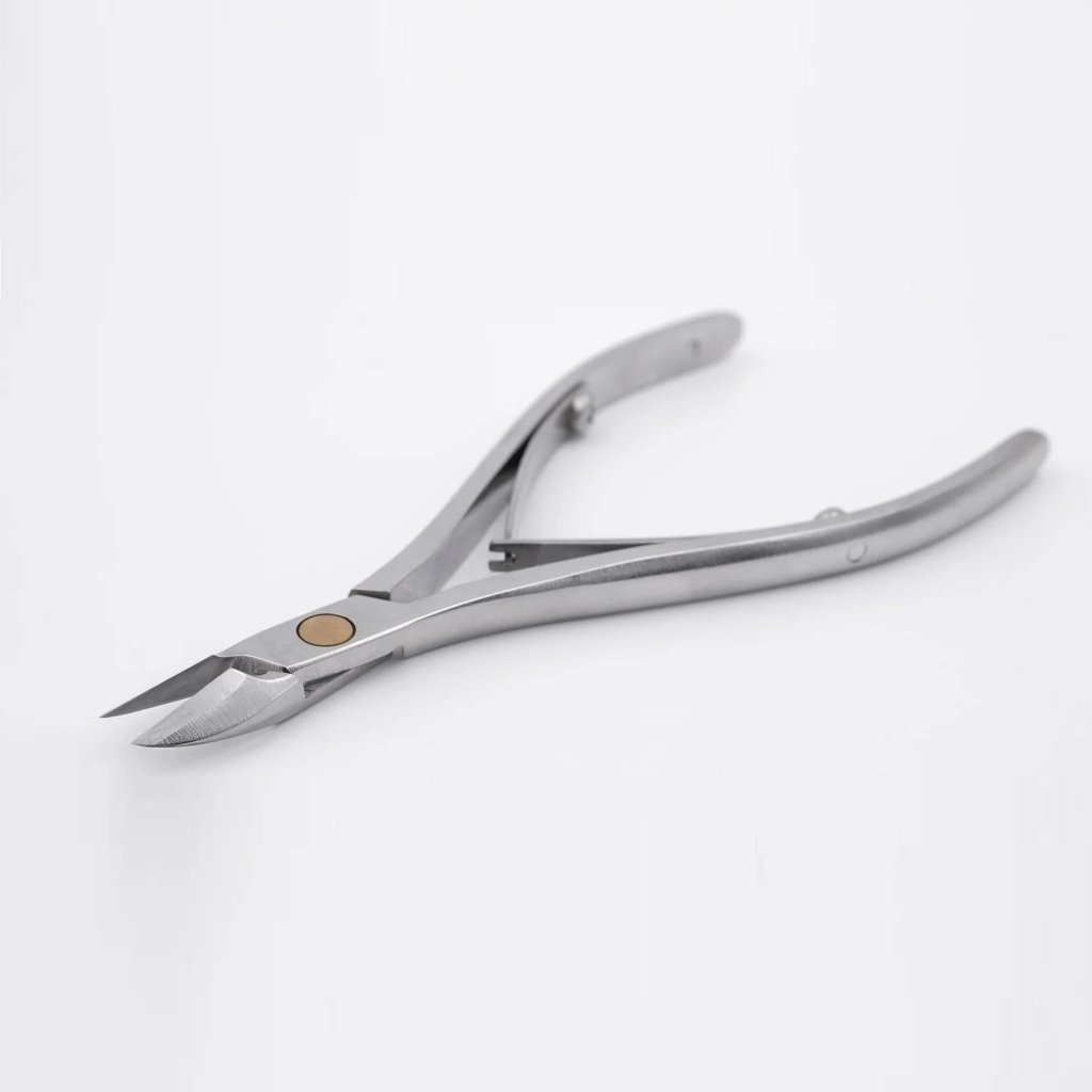 OLTON Cuticle nippers L, 12-13 mm - Level Up Beauty Supply
