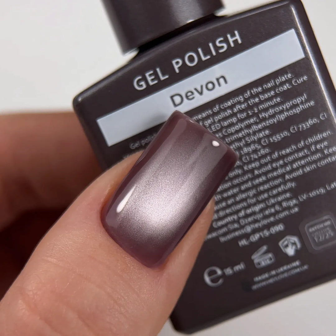 HEYLOVE - Cat Eye Gel Polish "Devon", 15 ml (TPO Free)
