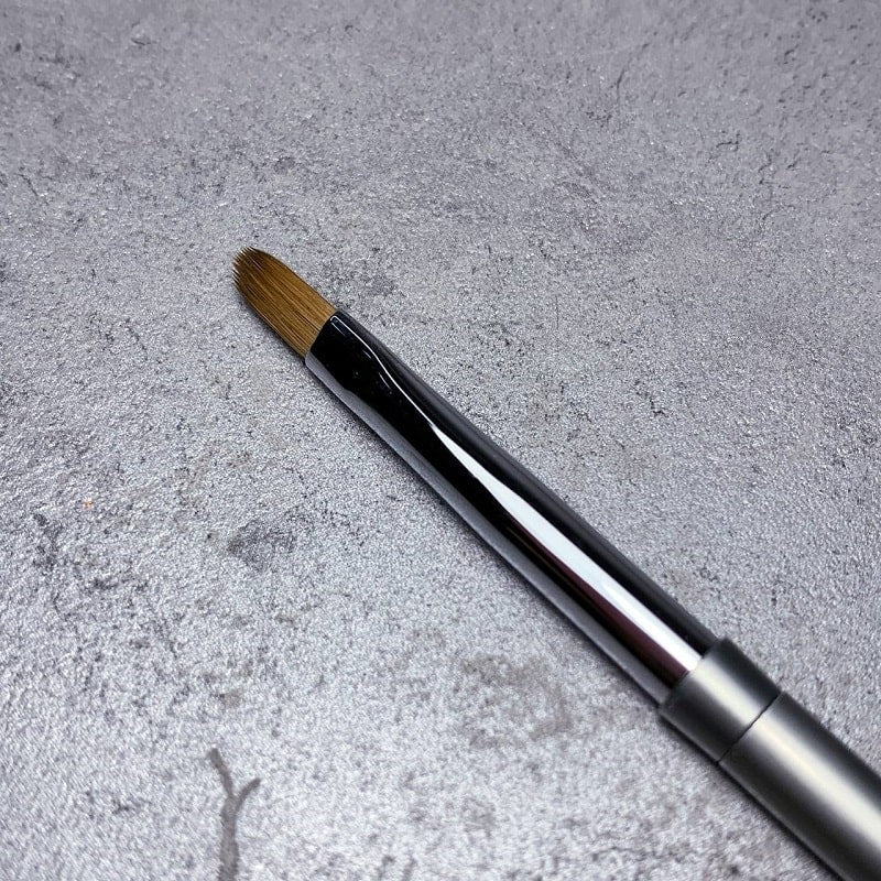 AKZENTZ Premium Oval Brush 111 - Level Up Beauty Supply
